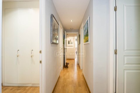 Купить квартиру в Сан-Кугат-дель-Вальес, Испания с 4 спальни, 120м², № 7174 - фото 9