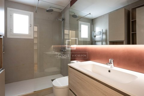 Apartamento de 5 dormitorios en venta en Barcelona, Cataluña, Spain № 7177 - foto 7