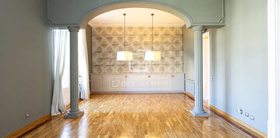 Apartamento de 5 dormitorios en venta en Barcelona, Cataluña, Spain № 7177
