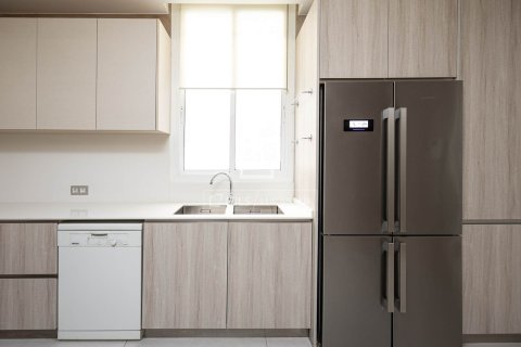 Apartamento de 5 dormitorios en venta en Barcelona, Cataluña, Spain № 7177 - foto 17