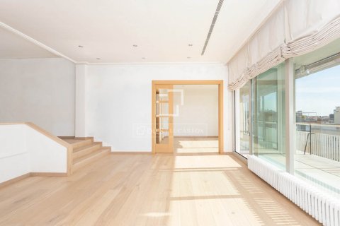 3 bedrooms penthouse for sale in Barcelona, Catalonia, Spain № 7178 - photo 25