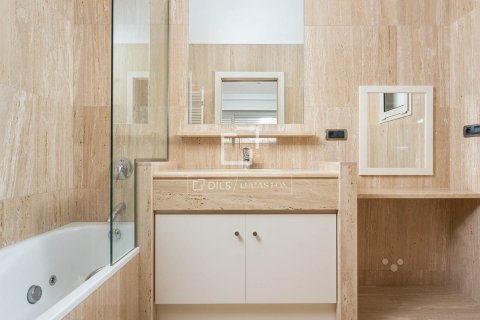 3 bedrooms penthouse for sale in Barcelona, Catalonia, Spain № 7178 - photo 5