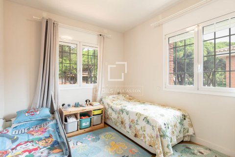 Villa de 5 dormitorios en venta en Gavà, Barcelona, Cataluña, Spain № 4246 - foto 24