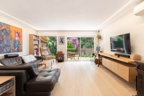 Villa de 3 dormitorios en venta en Castelldefels, Barcelona, Cataluña, Spain № 4244 - foto 6