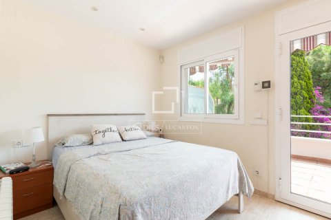 Villa de 3 dormitorios en venta en Castelldefels, Barcelona, Cataluña, Spain № 4244 - foto 13