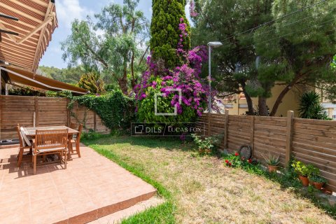 Villa de 3 dormitorios en venta en Castelldefels, Barcelona, Cataluña, Spain № 4244 - foto 21