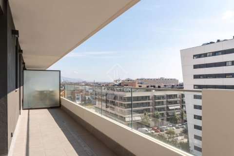 Apartamento de 4 dormitorios en venta en Barcelona, Cataluña, Spain № 4248 - foto 24