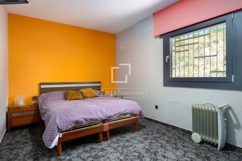 Villa de 3 dormitorios en venta en Teia, Barcelona, Cataluña, Spain № 8744 - foto 16