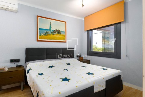 Villa de 3 dormitorios en venta en Teia, Barcelona, Cataluña, Spain № 8744 - foto 12