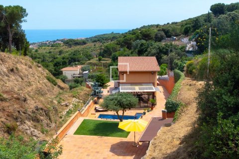 Villa de 3 dormitorios en venta en Teia, Barcelona, Cataluña, Spain № 8744 - foto 24