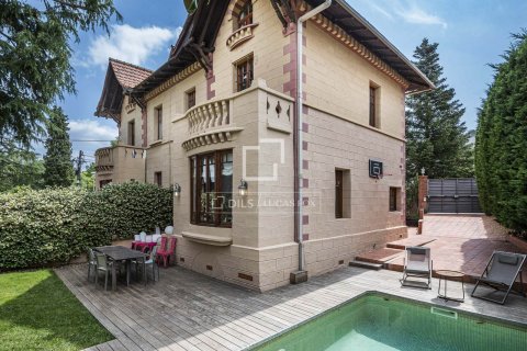 Villa de 4 dormitorios en venta en Sant Cugat del Vallès, Barcelona, Cataluña, Spain № 8746