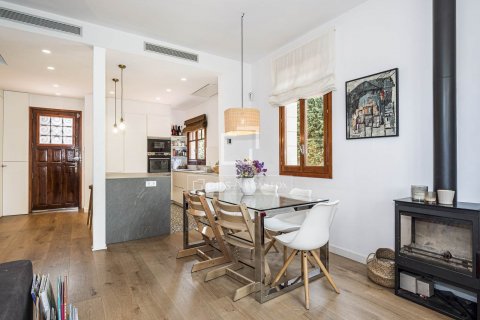 Villa de 4 dormitorios en venta en Sant Cugat del Vallès, Barcelona, Cataluña, Spain № 8746 - foto 9