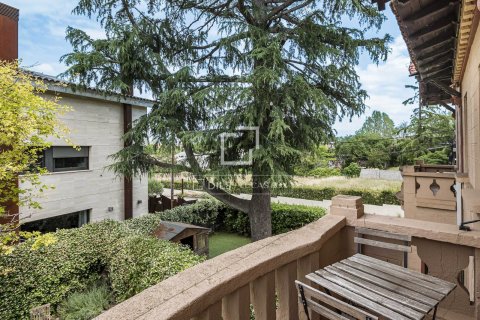 Villa de 4 dormitorios en venta en Sant Cugat del Vallès, Barcelona, Cataluña, Spain № 8746 - foto 19