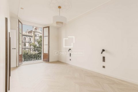 Купить квартиру в Барселона, Испания с 3 спальни, 194м², № 8745 - фото 26