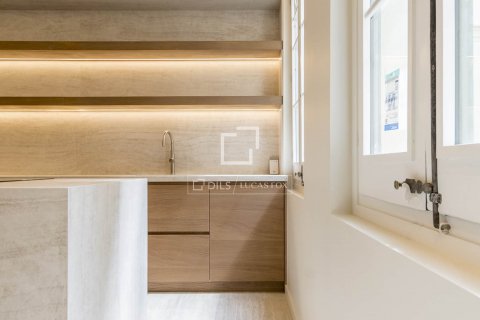 Купить квартиру в Барселона, Испания с 3 спальни, 194м², № 8745 - фото 15