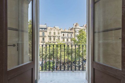 Купить квартиру в Барселона, Испания с 3 спальни, 194м², № 8745 - фото 25