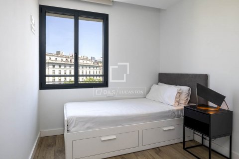 Купить квартиру в Барселона, Испания с 2 спальни, 68м², № 8750 - фото 11