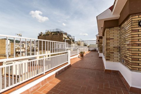 3 bedrooms penthouse for sale in Barcelona, Catalonia, Spain № 8743 - photo 6