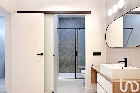 Купить квартиру в Барселона, Испания с 2 спальни, 75м², № 4952 - фото 13