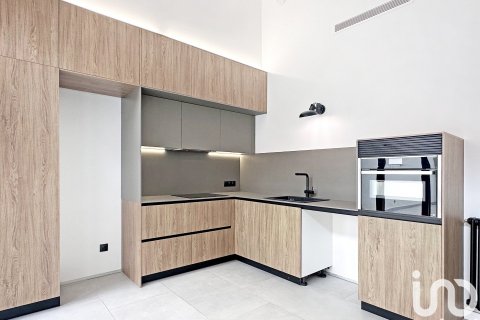Купить квартиру в Барселона, Испания с 2 спальни, 75м², № 4952 - фото 9