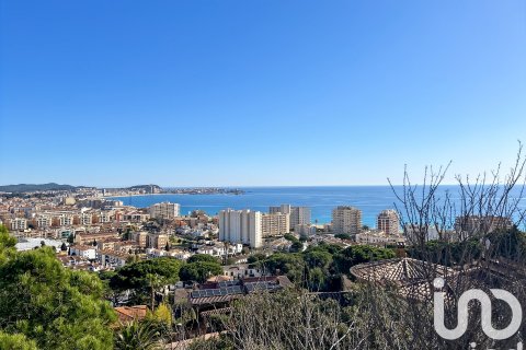 Купить дом в Калонже-и-Сант-Антони, Испания с 5 спален, 539м², № 4949 - фото 3