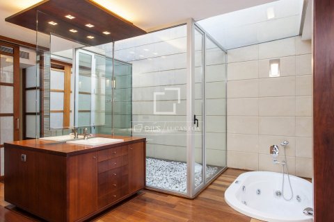 Купить виллу в Барселона, Испания с 6 спален, 669м², № 8900 - фото 14