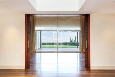 Купить виллу в Барселона, Испания с 6 спален, 669м², № 8900 - фото 16