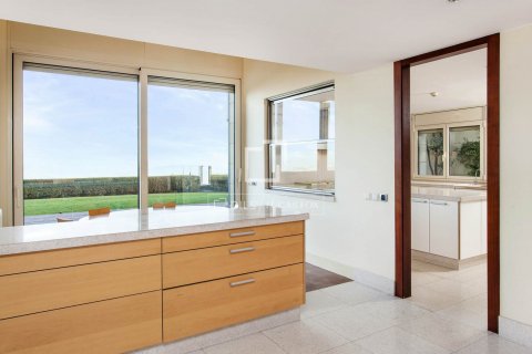 Купить виллу в Барселона, Испания с 6 спален, 669м², № 8900 - фото 20