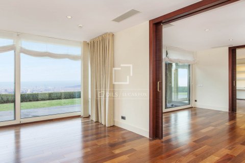 Купить виллу в Барселона, Испания с 6 спален, 669м², № 8900 - фото 15