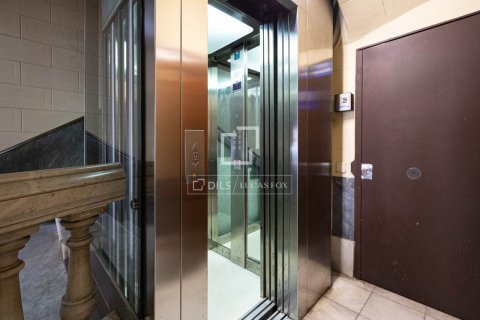Купить пентхаус в Барселона, Испания с 4 спальни, 117м², № 8899 - фото 2