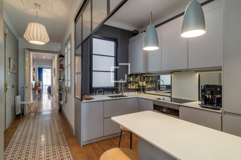 3 chambres apartment à vendre à Barcelona, Catalonia, Spain № 8895 - photo 2