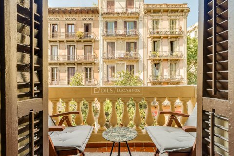 3 chambres apartment à vendre à Barcelona, Catalonia, Spain № 8895 - photo 7