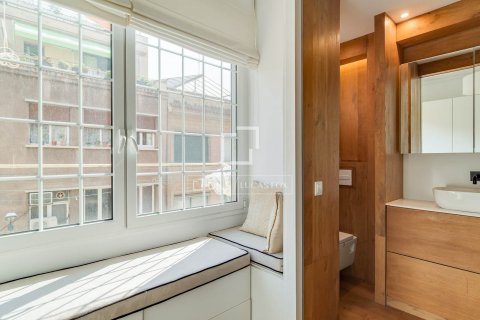 3 chambres apartment à vendre à Barcelona, Catalonia, Spain № 8895 - photo 22