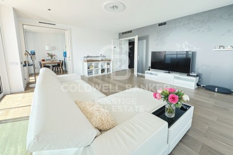 Apartamento de 3 dormitorios en venta en Barcelona, Cataluña, Spain № 5717 - foto 6