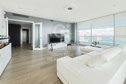 Apartamento de 3 dormitorios en venta en Barcelona, Cataluña, Spain № 5717 - foto 5
