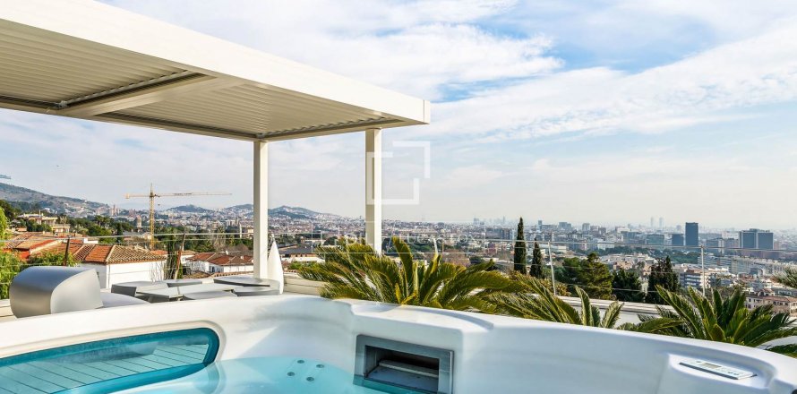 Villa de 5 dormitorios en venta en Barcelona, Cataluña, Spain № 8570