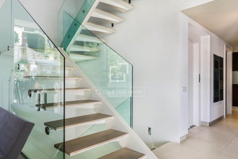 Villa de 5 dormitorios en venta en Barcelona, Cataluña, Spain № 8570 - foto 16