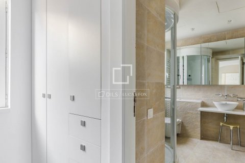 Villa de 5 dormitorios en venta en Barcelona, Cataluña, Spain № 8570 - foto 19