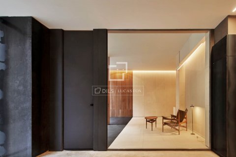 2 bedrooms apartment for sale in Barcelona, Catalonia, Spain № 8566 - photo 19