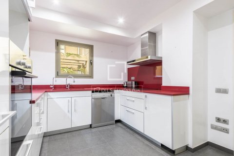 3 bedrooms apartment for sale in Barcelona, Catalonia, Spain № 8568 - photo 18