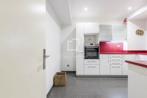 3 bedrooms apartment for sale in Barcelona, Catalonia, Spain № 8568 - photo 15
