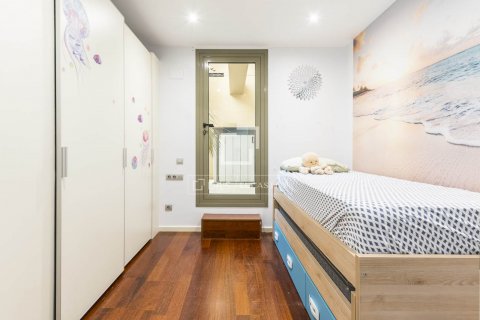 3 bedrooms apartment for sale in Barcelona, Catalonia, Spain № 8568 - photo 30