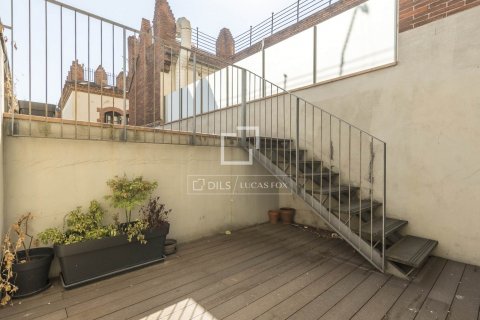 3 bedrooms apartment for sale in Barcelona, Catalonia, Spain № 8568 - photo 11
