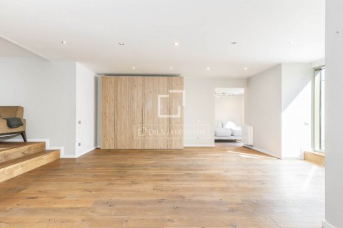 3 bedrooms apartment for sale in Barcelona, Catalonia, Spain № 8568 - photo 3