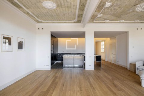 Купить квартиру в Барселона, Испания с 3 спальни, 183м², № 8569 - фото 3