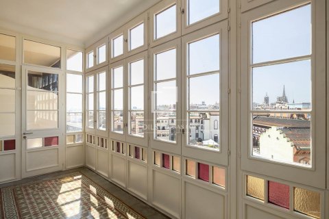 Купить квартиру в Барселона, Испания с 3 спальни, 183м², № 8569 - фото 7