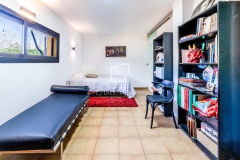 Finca de 4 dormitorios en venta en Sitges, Barcelona, Cataluña, Spain № 8572 - foto 8