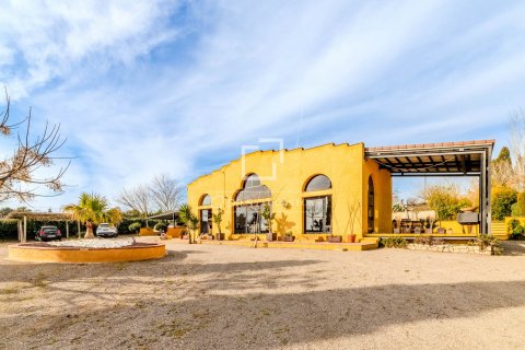 Finca de 4 dormitorios en venta en Sitges, Barcelona, Cataluña, Spain № 8572 - foto 5