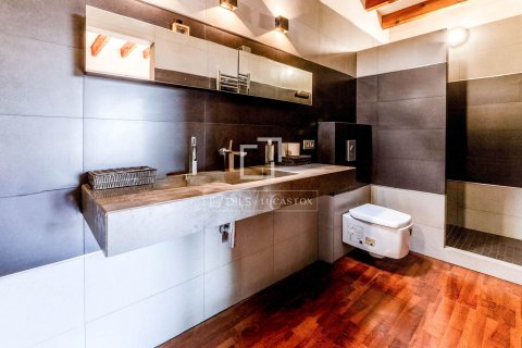 Finca de 4 dormitorios en venta en Sitges, Barcelona, Cataluña, Spain № 8572 - foto 20