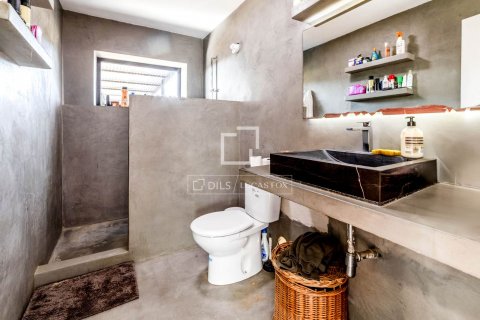 Finca de 4 dormitorios en venta en Sitges, Barcelona, Cataluña, Spain № 8572 - foto 25